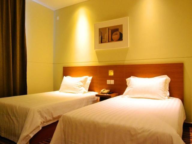 Jinjiang Inn Select Jinan Baotuquan מראה חיצוני תמונה